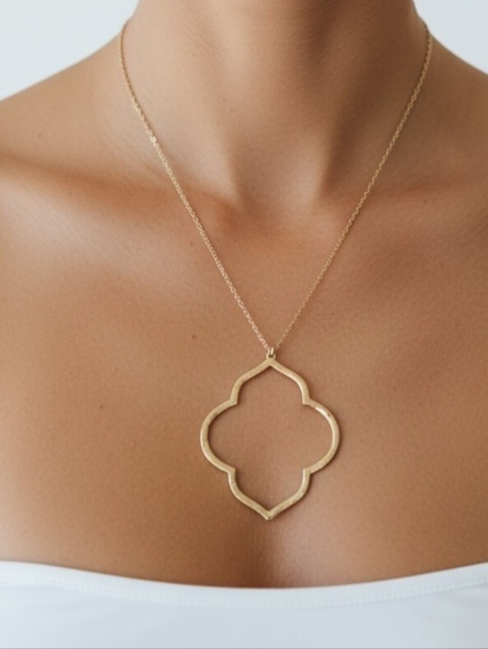 Gold Quatrefoil Open Pendant Necklace - Women Jewelry